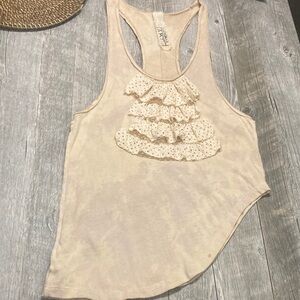 “Clochard de Luxe” Cream Ruffled Tank Top